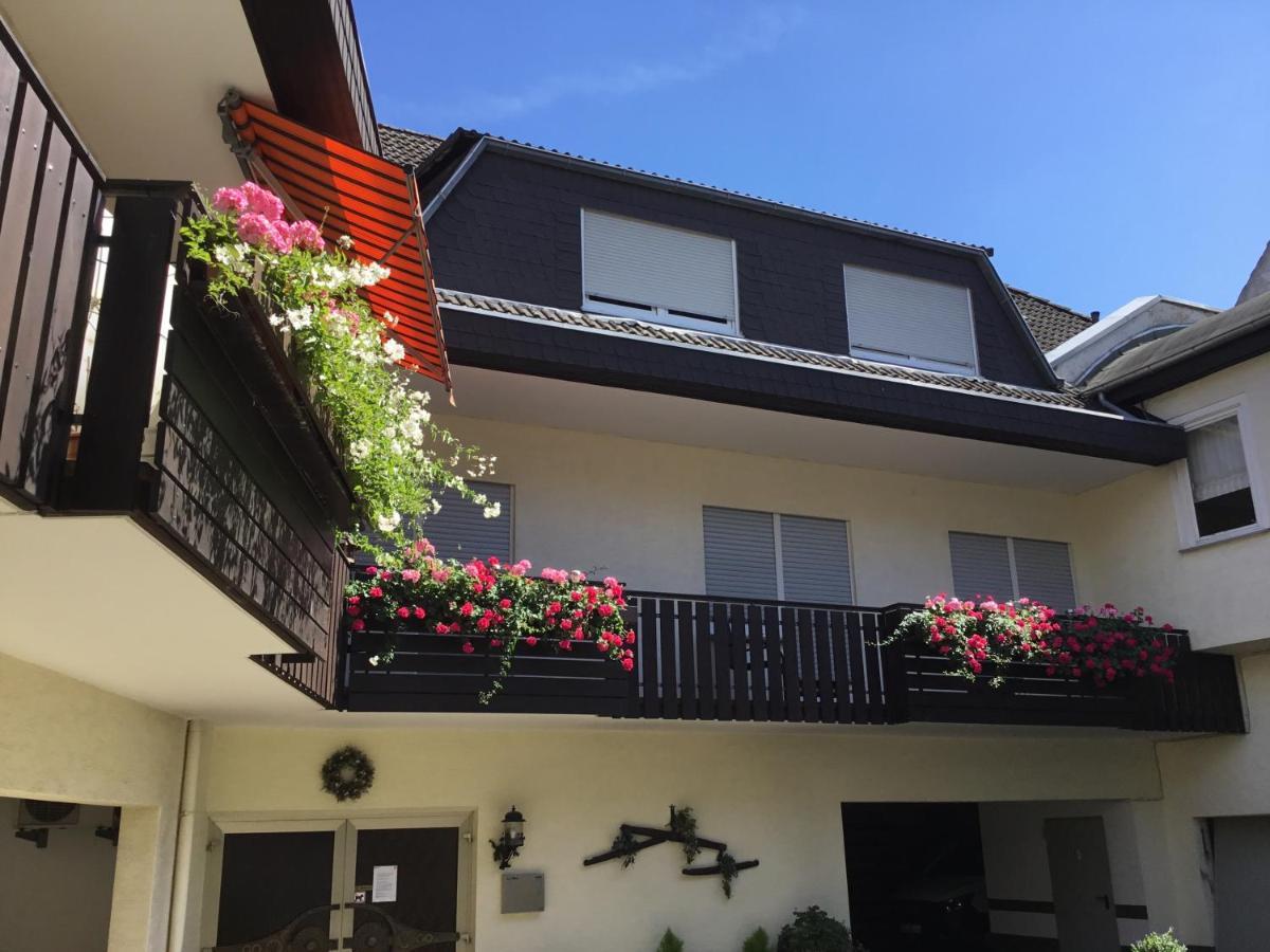 Hotel Zum Adler Nidderau Εξωτερικό φωτογραφία