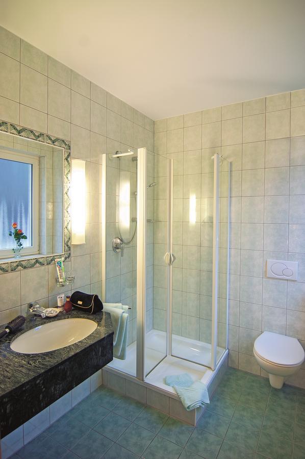 Hotel Zum Adler Nidderau Εξωτερικό φωτογραφία